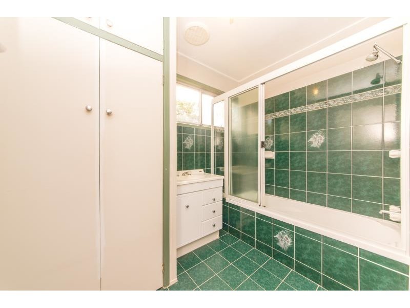 393 Philp Avenue, Frenchville QLD 4701